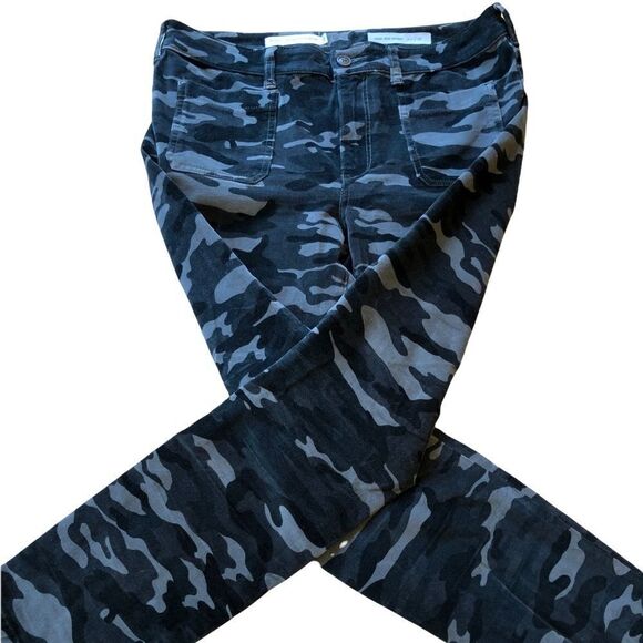 ANTHROPOLOGIE Pilcro And The Letterpress Camo Corduroy Pants EUC - Picture 16 of 16